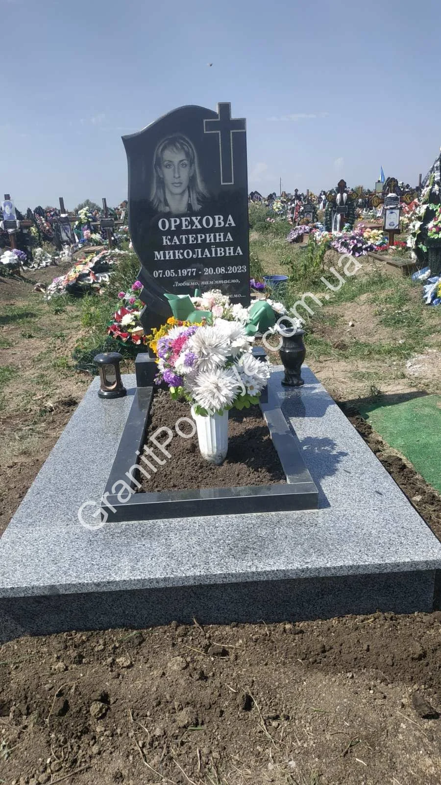 Подвійний пам'ятник з граніту - Кам'янець-Подільський | GranitPodillya